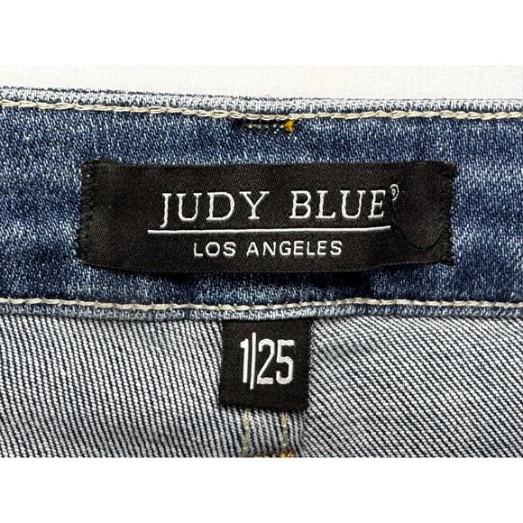 Judy Blue Women's Distressed Straight Fit Stretch Denim Jeans - Size 1 (25x25.5) - Picture 7 of 9